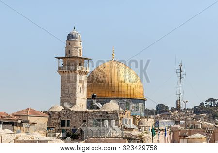 Jerusalem, Israel, September 07, 2019 : View Of The View Of The El Othman Mosque And Dome Of The Roc