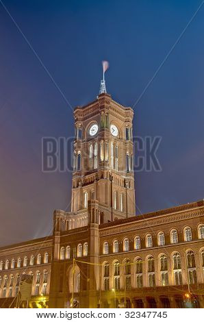 Il Rotes Rathaus a Berlino, Germania