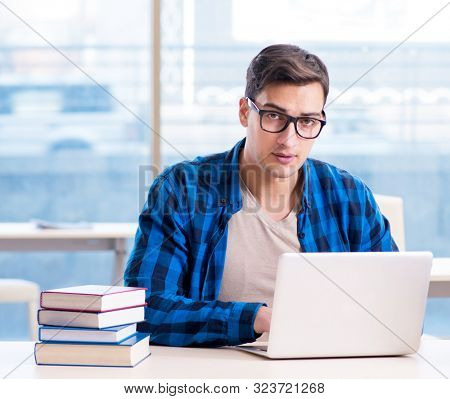 Student in telelearning distance learning concept reading in lib