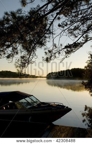 Speedboad silueta Sunrise