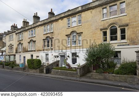 Bath, United Kingdom - June 8, 2021: Historic Houses And Shops In Walcot Street In The World Heritag