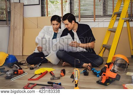 Asian Couple Looked At The House Plan And Had An Idea To Renovate The House To Be Beautiful : The Tw