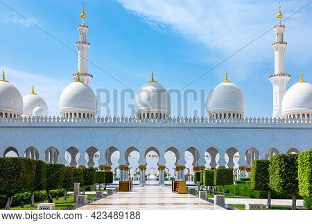 Abu Dhabi, United Arab Emirates , The  Sheick Zayed Grand Mosque Seen From The Outside