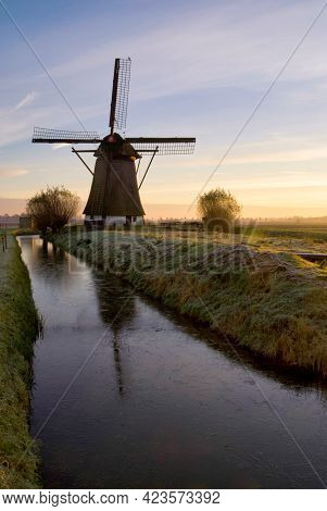 The Oude Doornse Windmill Near The Dutch Village Almkerk