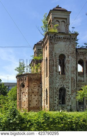 Ruins Of The Vidin Synagogue In Town Of Vidin, Bulgaria