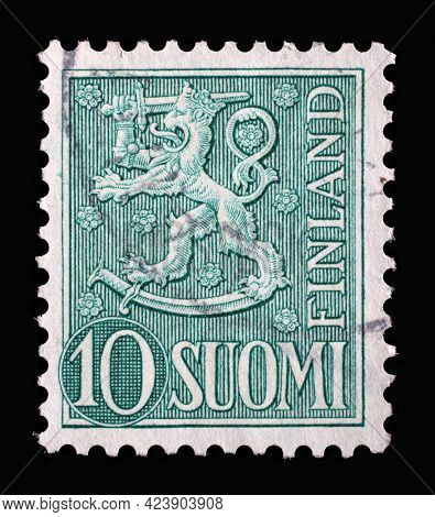 ZAGREB, CROATIA - SEPTEMBER 05, 2014: Stamp printed in the Finland shows Crowned Lion, Coat of Arms of the Republic of Finland, Hammarsten-Jansson Design, circa 1954