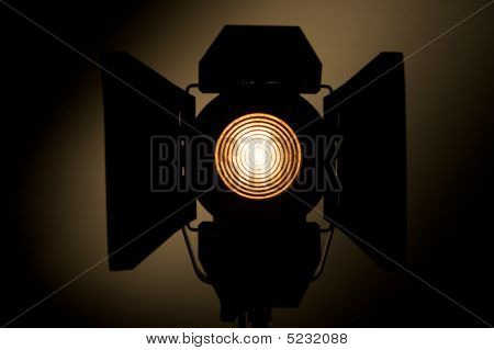 Difusión de la iluminación de la lámpara