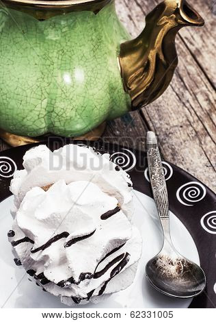 meringue-delicious dessert