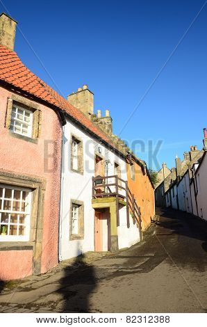 Culross Street