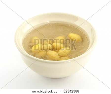 Luxury Dessert - Bowl Of  Bird Nest With Gingo
