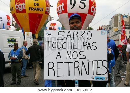 Il pensionamento età sciopero a Parigi