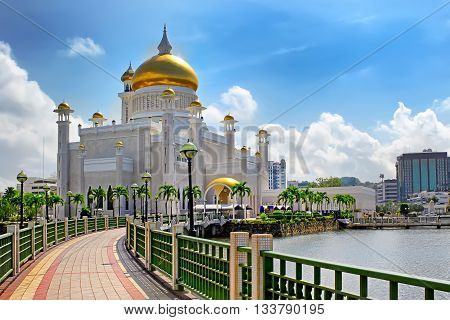 Sultan Omar Ali Saifuddin Mosque In Bandar Seri Begawan Brunei