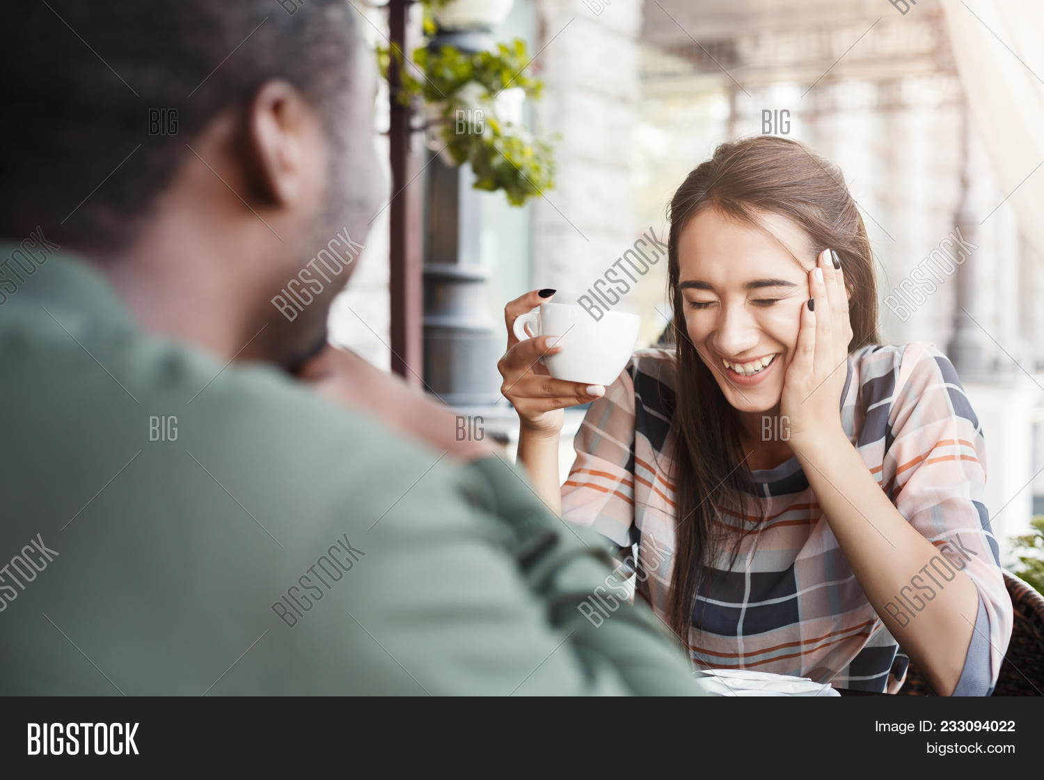 Speed dating girl