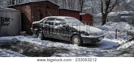 Kazakhstan, Ust-kamenogorsk, March 20, 2018: Volkswagen Passat B3. Old German Car. Metal Garages