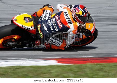 SEPANG, Maleisië - 2 februari: MotoGP rider Andrea Dovizioso van Repso Honda Team neemt aan de track 