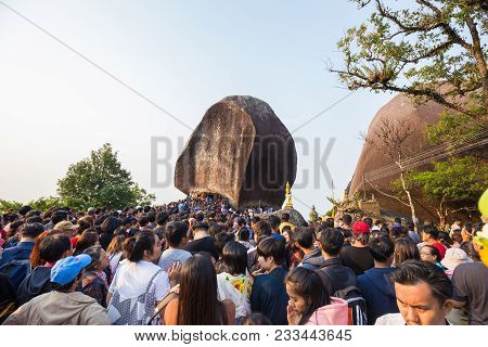 Unidentified People Traveling To Worship The Footprint Of Buddha At Khitchakut Mountain In Chanthabu