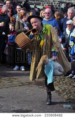Heptonstall, West Yorkshire, Uk - March 20 2018: An Actor In The Traditional Good Friday Easter Pace