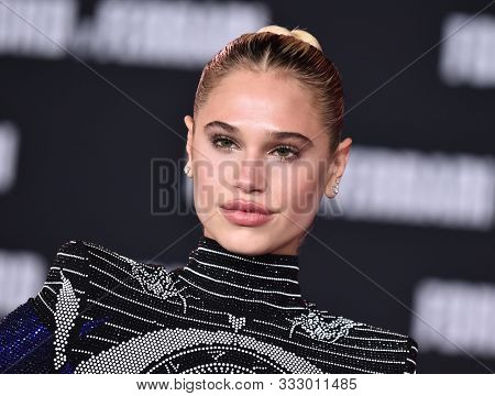LOS ANGELES - NOV 04:  Meredith Mickelson arrives for the âFord v Ferrariâ Screening on November 04, 2019 in Hollywood, CA                