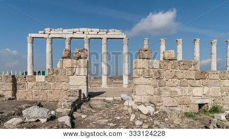 Denizli, Turkey - October 2019: The Ruins Of The Ancient City Of Laodikeia In Pamukkale, Denizli, Tu