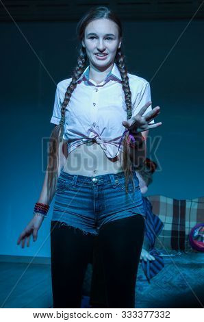 Performance  Lolita