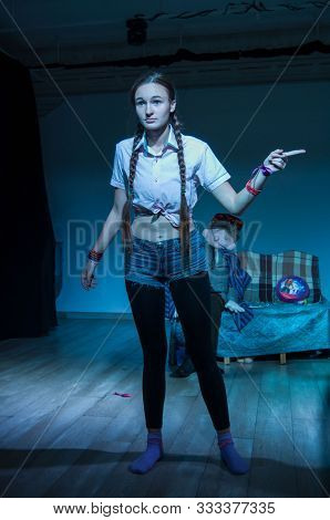 Performance  Lolita