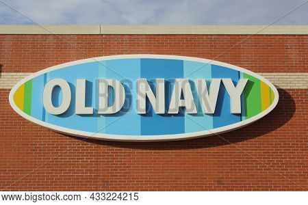 Wichita Falls, Texas - February 8, 2019 Old Navy Located In The Sikes Senter Mall