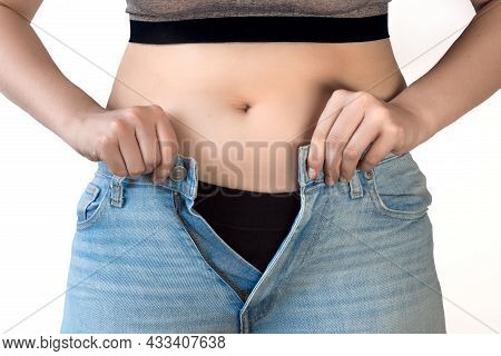 A Fat Woman Does Not Fit Into Jeans, Jeans Are Small, Gain Excess Weight, The Problem Of Losing Weig