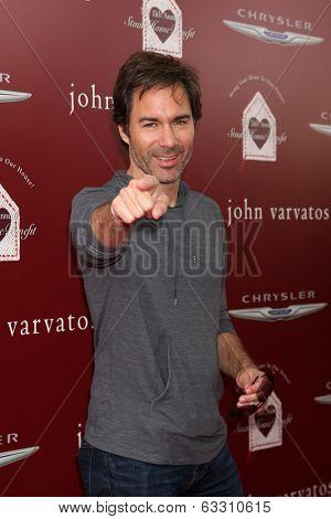 LOS ANGELES - APR 13:  Eric McCormack at the John Varvatos 11th Annual Stuart House Benefit at  John Varvatos Boutique on April 13, 2014 in West Hollywood, CA