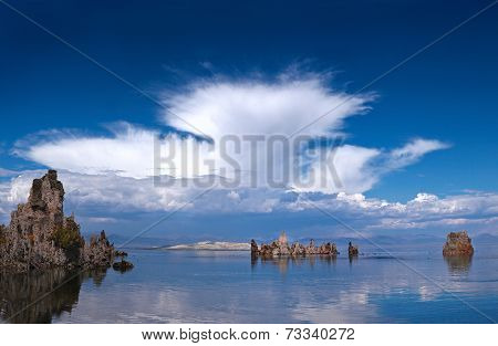 Mono lake tufas