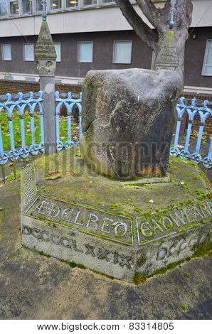 famous king pronounciation stone in Kingston London