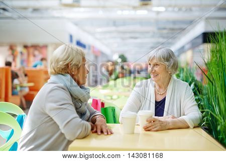 Females in cafe
