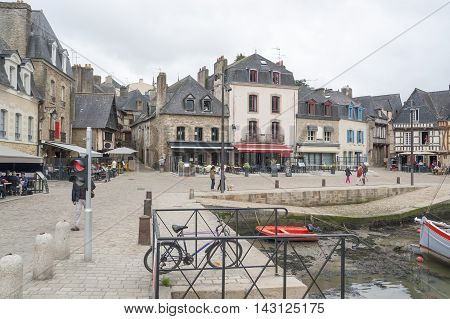 scenery in a french city named Auray located in the Morbihan department in Brittany
