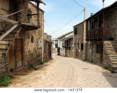 El Acebo Street