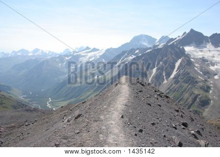 A közelben Elbrus