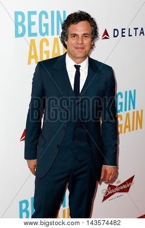 NEW YORK-JUNE 25: Actor Mark Ruffalo attends the New York premiere of Weinstein company's 