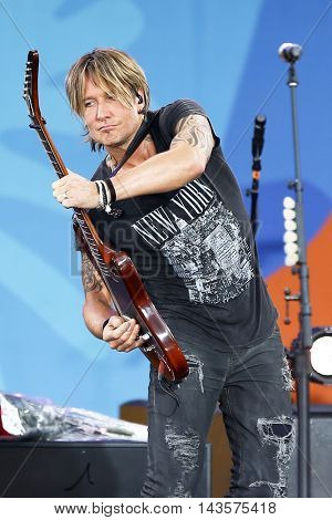 NEW YORK-AUG 12: Keith Urban performs in concert on ABC's 