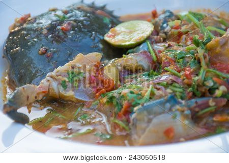 A Rawfood Of Fresh Roe Crab In Spicy Sauce Of Thai Recipe.