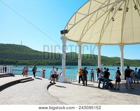 Abrau-durso - May 5, 2018: People Rest At The Mountain Lake Abrau. Abrau-durso, Krasnodar Region, Ru