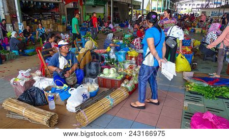 Keningau,sabah,malaysia-apr 20,2018:view Of Local Market Called Tamu In Keningau,sabah Borneo,malays