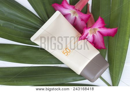 Natural Cosmetics For Skin Face Sunscreen Spf50 Of Lifestyle Woman Relax Summer