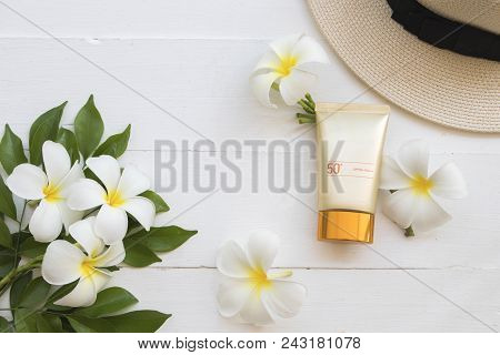 Natural Cosmetics For Skin Face Sunscreen Spf50 And Hat Of Lifestyle Woman Relax Summer On Backgroun
