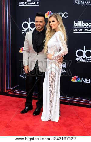 LAS VEGAS - MAY 20:  Luis Fonsi, Agueda Lopez at the 2018 Billboard Music Awards at MGM Grand Garden Arena on May 20, 2018 in Las Vegas, NV