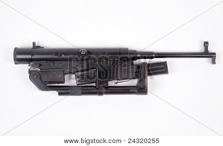 折り畳み式の空中機関銃