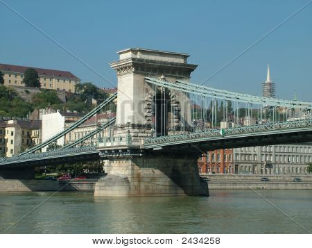 The SzéChenyi Chain Bridge
