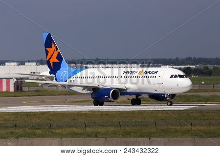 Borispol, Ukraine - May 25, 2018: 4x-abf Israir Airlines Airbus A320-200 Aircraft Running On The Run
