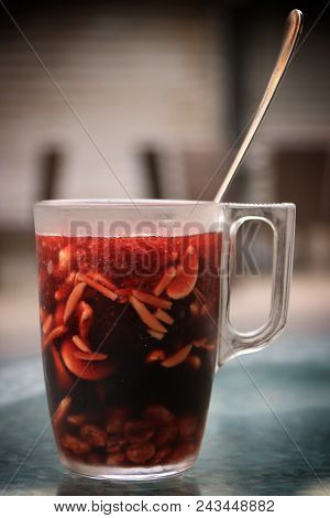 Jallab, Refreshing Drink