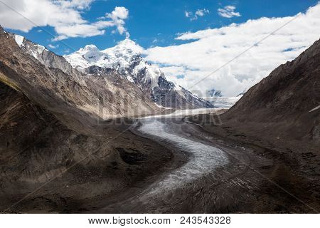 Dran Drung Glacier