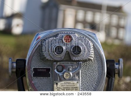 Pagare un binocolo