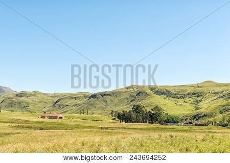 Pot River  Pass, South Africa - March 27, 2018: A Farm Landscape At Antelope Park As Seen From The P