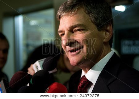 Chris Bentley zvolen.